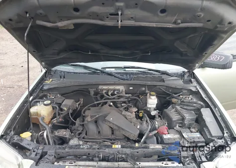 2008 Mercury Mariner V6 из США, поврежденный, VIN 4M2CU81128KJ09464